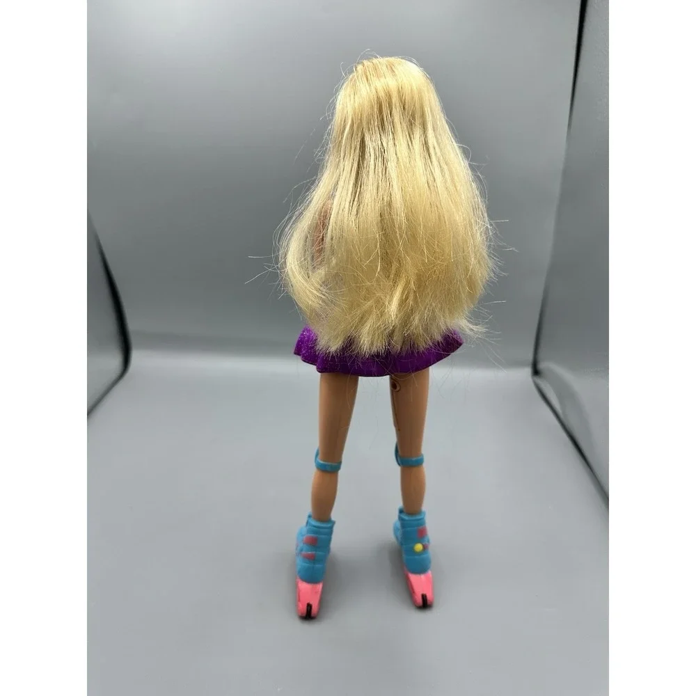 Vintage 1999 Mattel Cool Skating Barbie Doll Blonde Non Working - Picture 3 of 7